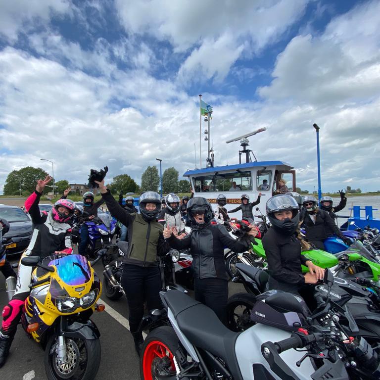 LADIES-DAY-SUNDAY-RIDE-OUT-MOTO-HENGELO-2026