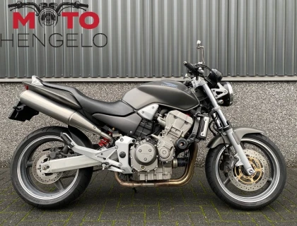 Honda CB 900 F HORNET
