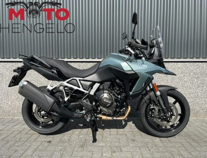 Suzuki V-STROM 800