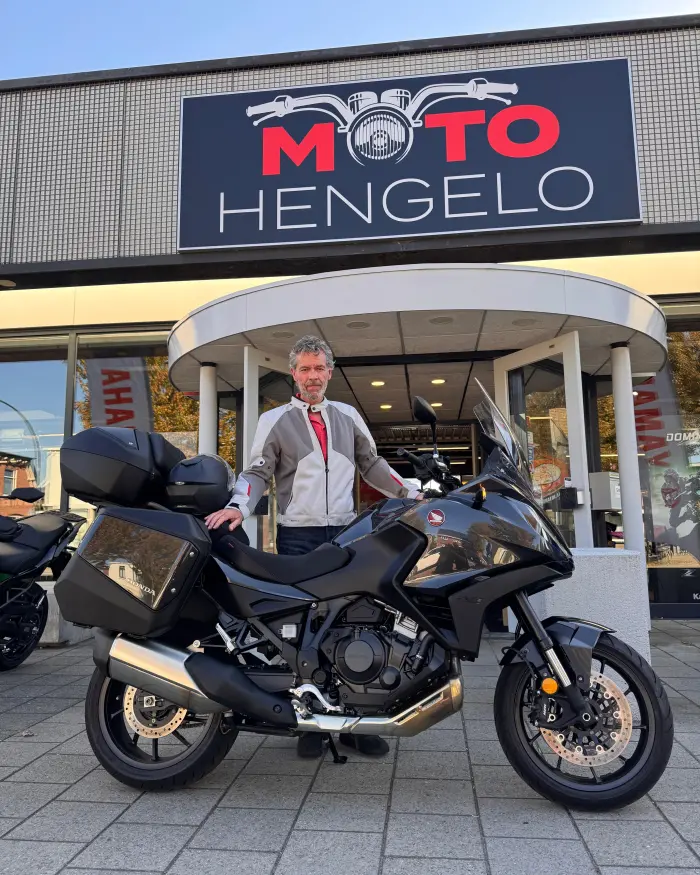 Steven - Honda NT1100