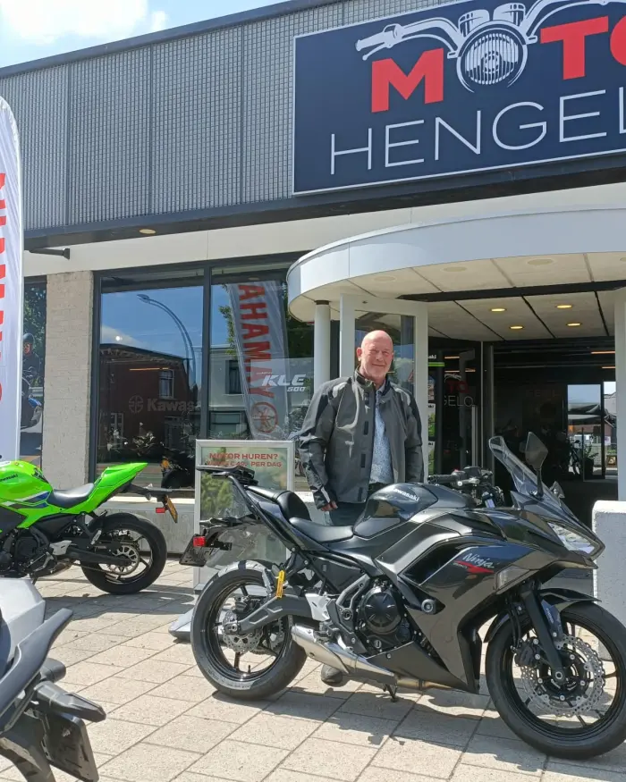 Johan - Kawasaki Ninja 650