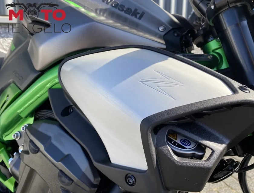 Kawasaki Z900 PERFORMANCE