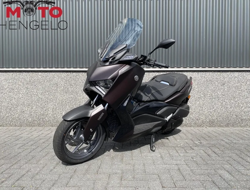 Yamaha X-MAX 300 TECH MAX