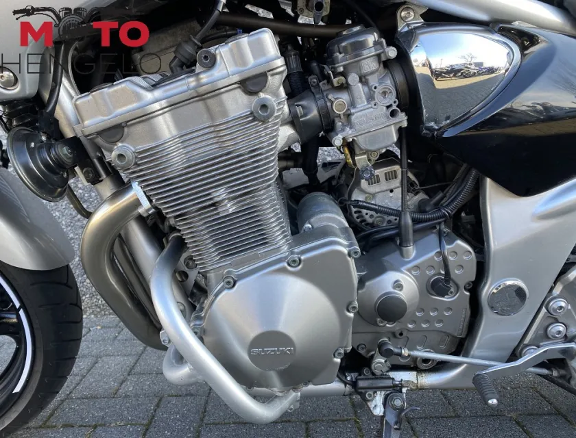 Suzuki GSF600 BANDIT S