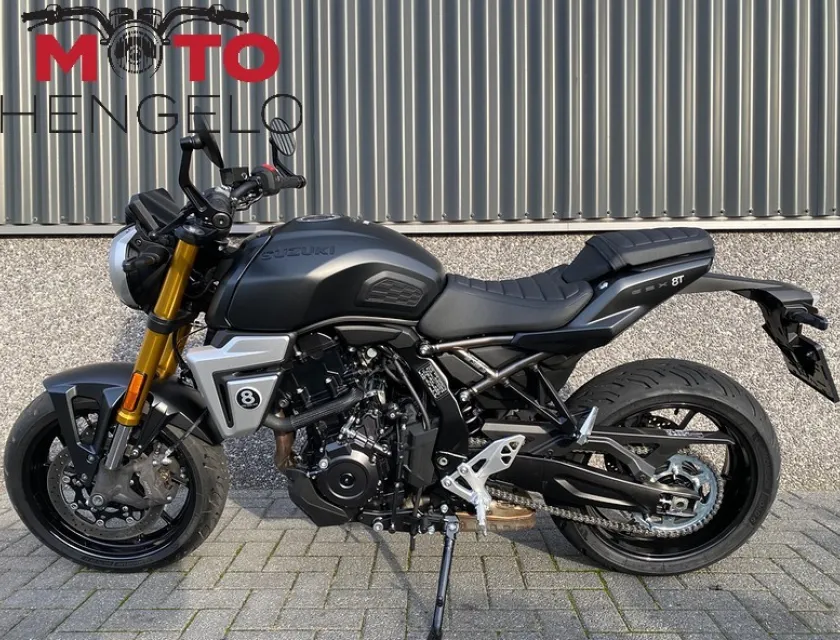 Suzuki GSX-8T