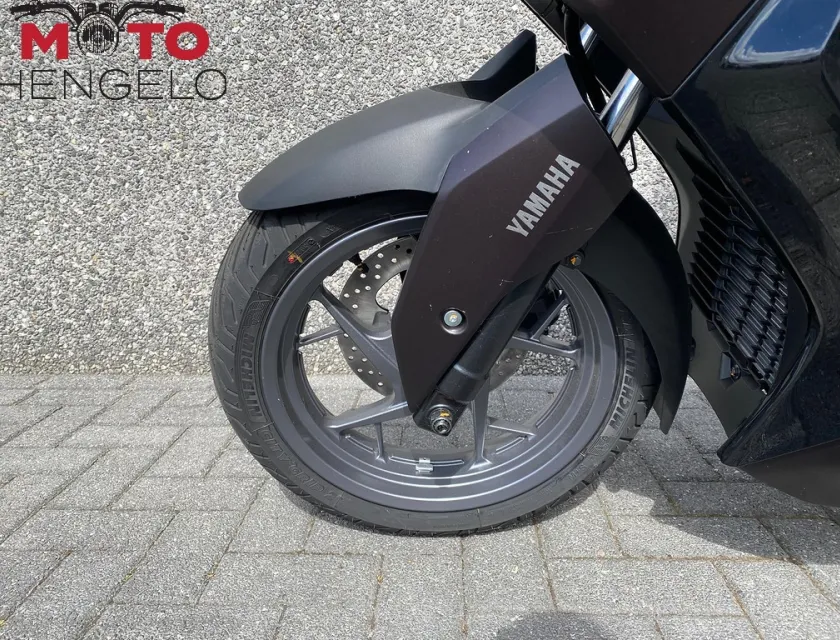 Yamaha X-MAX 300 TECH MAX