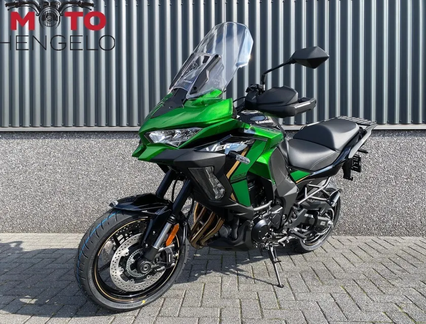 Kawasaki VERSYS 1100 SE