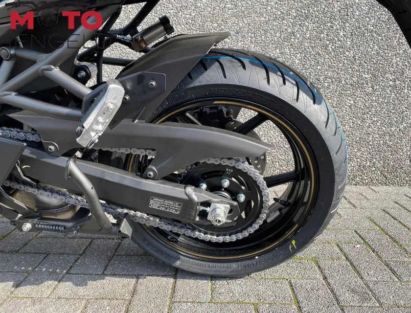 Kawasaki VERSYS 1100 SE