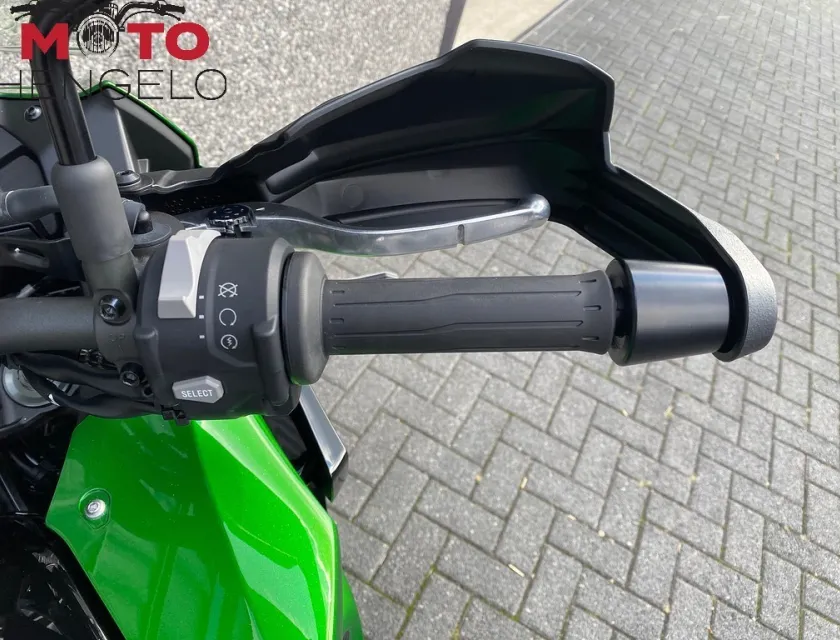 Kawasaki VERSYS 1100 SE