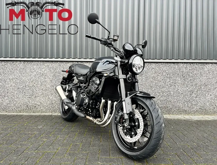 Kawasaki Z900 RS BLACK BALL EDITION