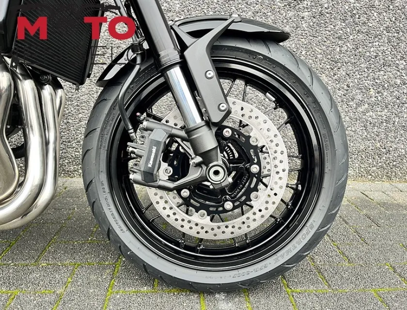 Kawasaki Z900 RS BLACK BALL EDITION