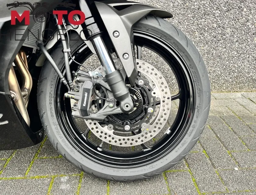 Kawasaki NINJA ZX-4RR