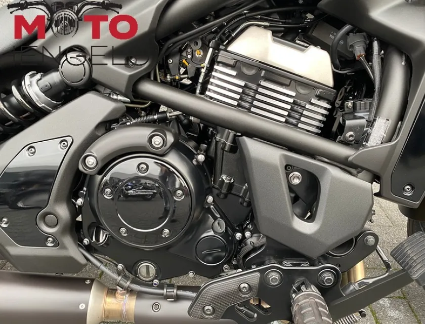 Kawasaki VULCAN S PERFORMANCE