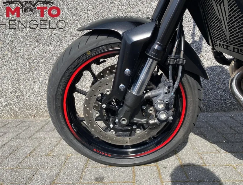 Yamaha MT-09 ABS