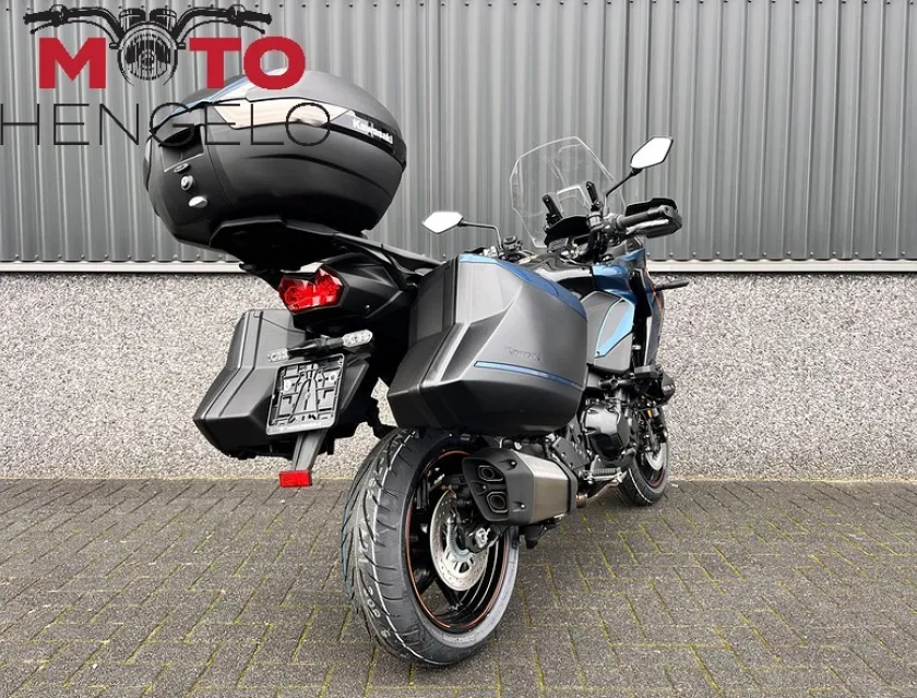 Kawasaki VERSYS 1100 SE GRAND TOURER