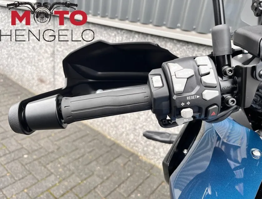 Kawasaki VERSYS 1100 SE GRAND TOURER