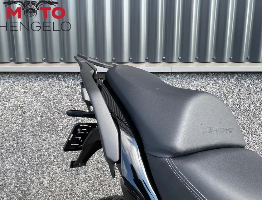 Kawasaki VERSYS 1100 SE