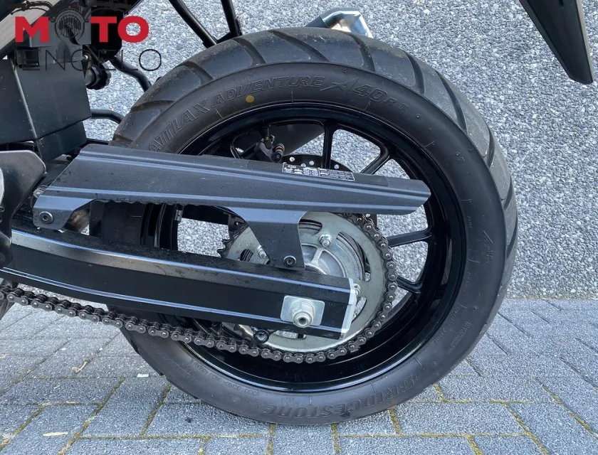 Suzuki DL 650 V-STROM  ABS ADVENTURE