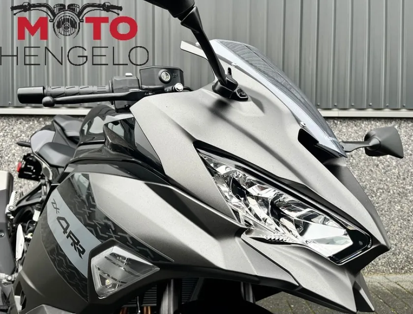 Kawasaki NINJA ZX-4RR