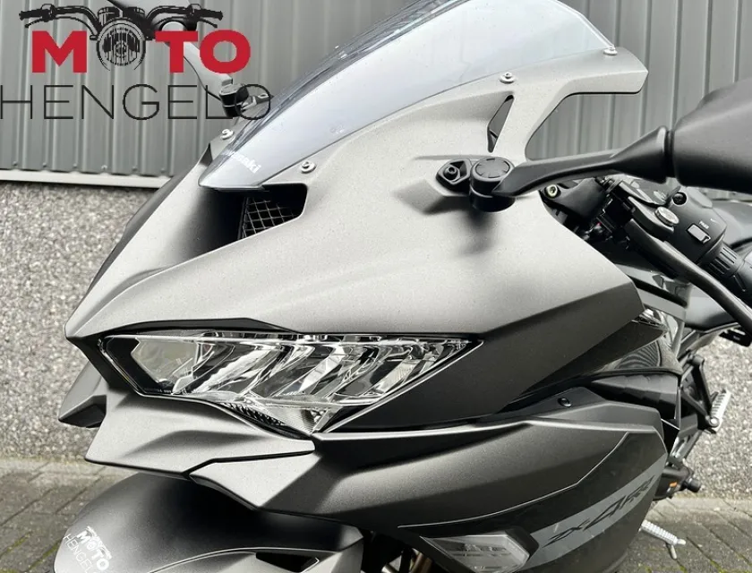 Kawasaki NINJA ZX-4RR