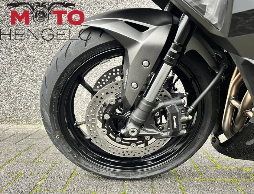 Kawasaki NINJA ZX-4RR