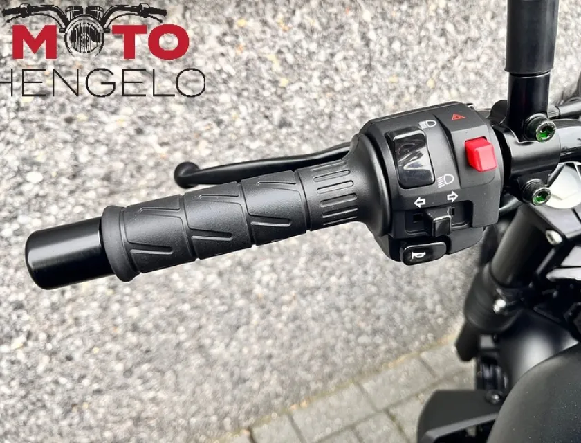 Kawasaki ELIMINATOR 500 SE