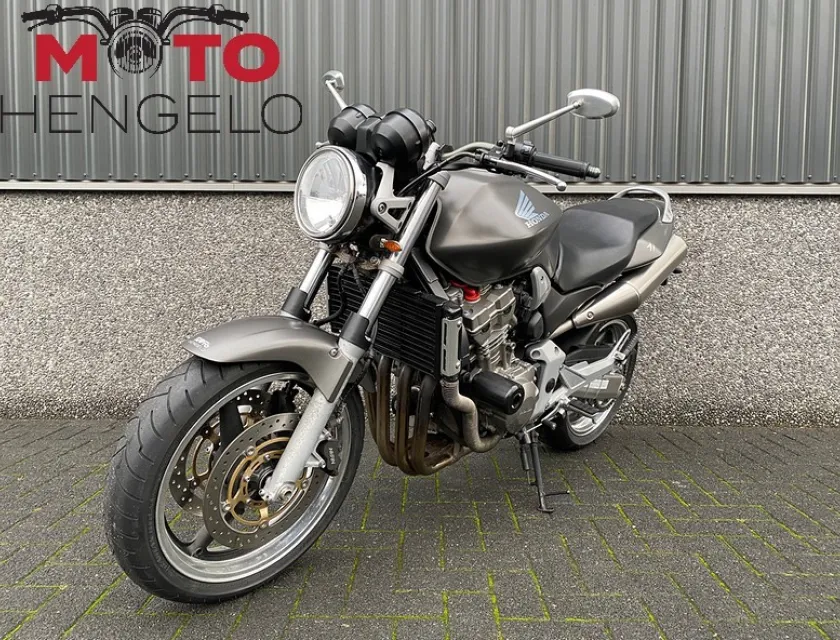 Honda CB 900 F HORNET