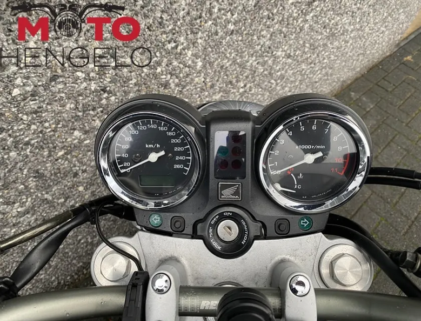 Honda CB 900 F HORNET