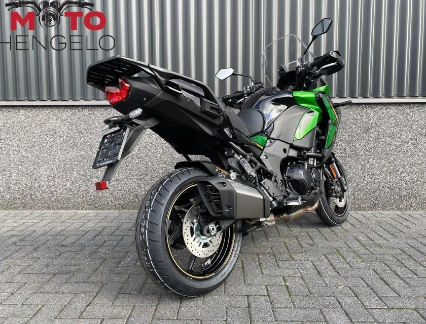 Kawasaki VERSYS 1100 SE