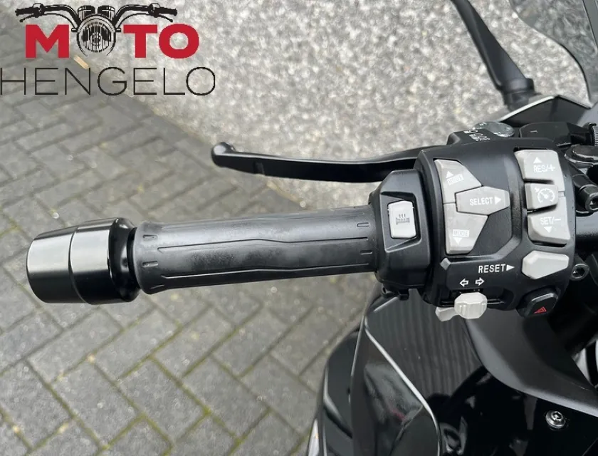 Kawasaki NINJA 1000SX