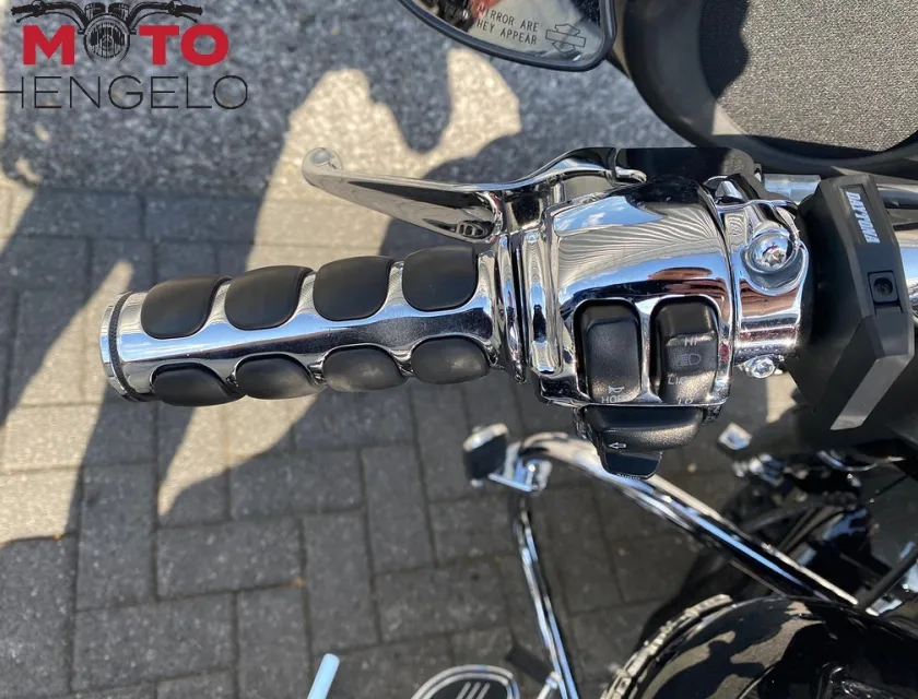 Harley-Davidson FLHX STREET GLIDE