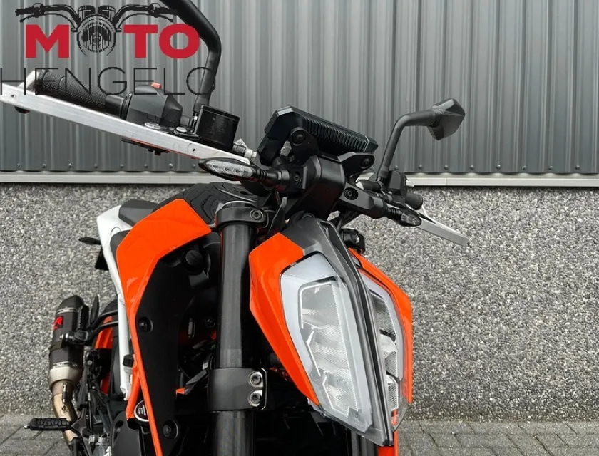 KTM DUKE 390
