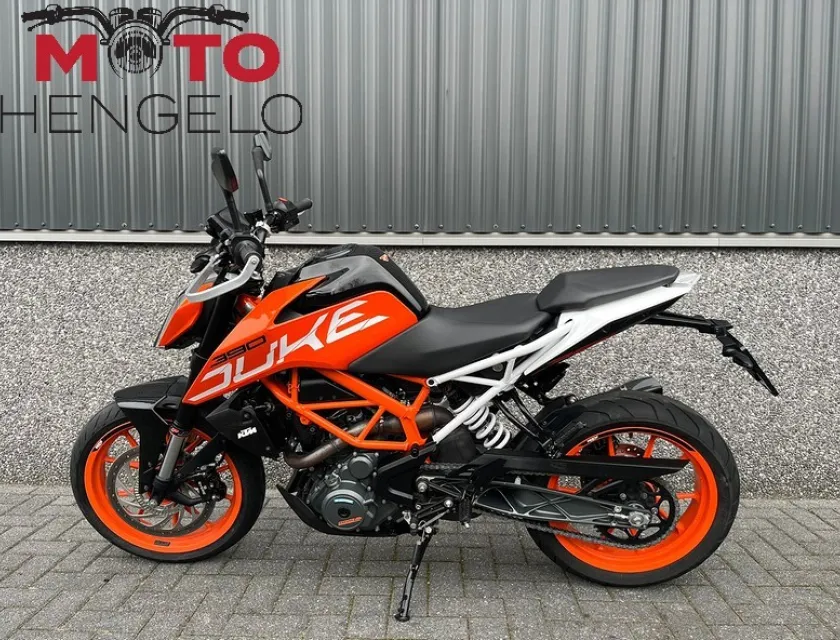 KTM DUKE 390