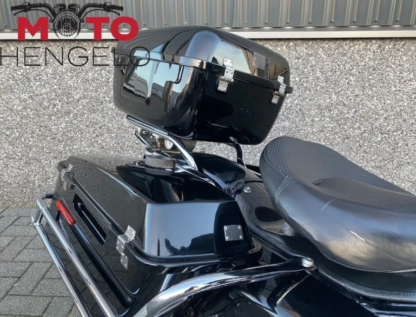 Harley-Davidson FLHR ROAD KING