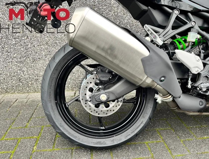 Kawasaki NINJA ZX-4RR