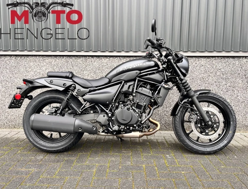 Kawasaki ELIMINATOR 500 SE