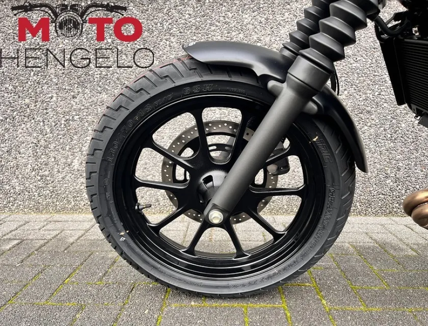 Kawasaki ELIMINATOR 500 SE