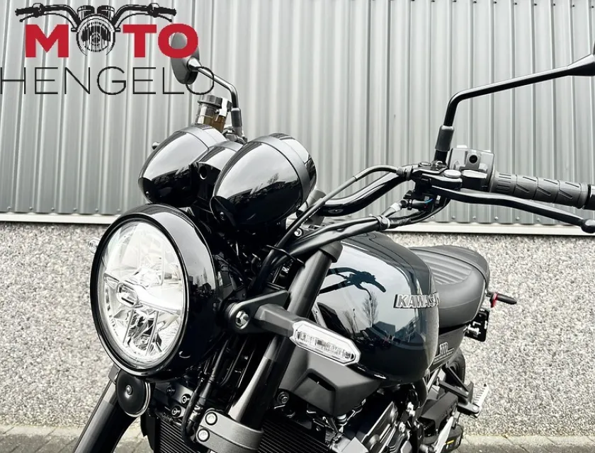 Kawasaki Z900 RS BLACK BALL EDITION