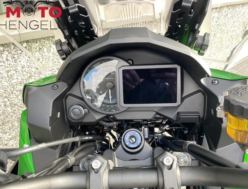 Kawasaki VERSYS 1100 SE