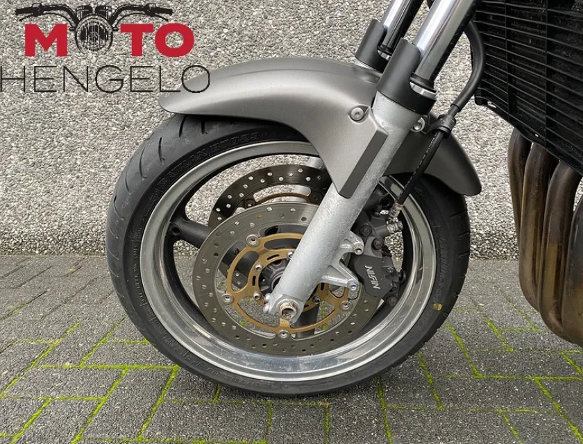 Honda CB 900 F HORNET