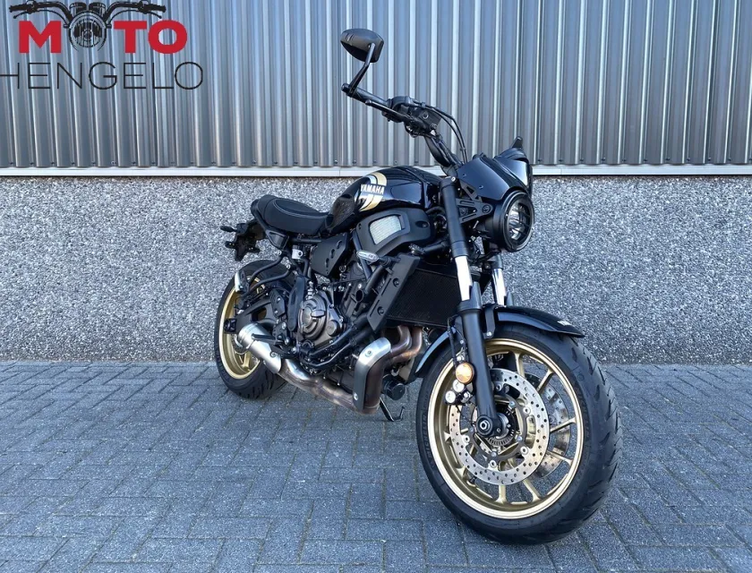Yamaha XSR 700 ABS