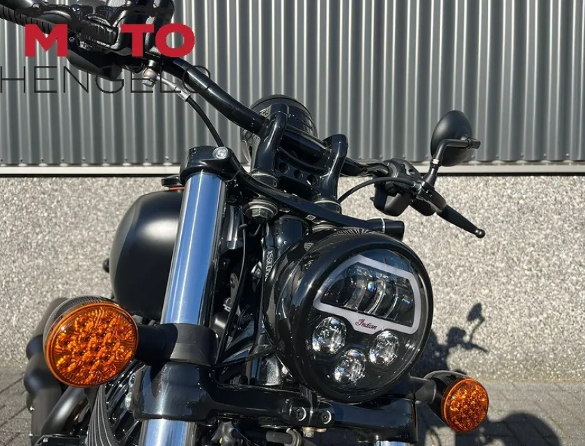 Indian CHIEF DARK HORSE