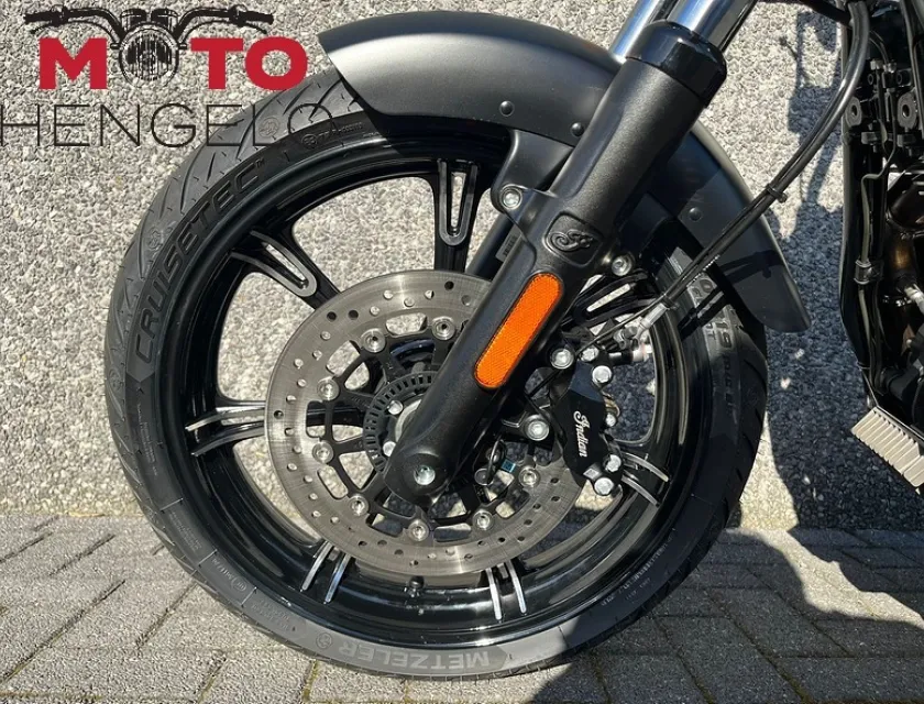 Indian CHIEF DARK HORSE