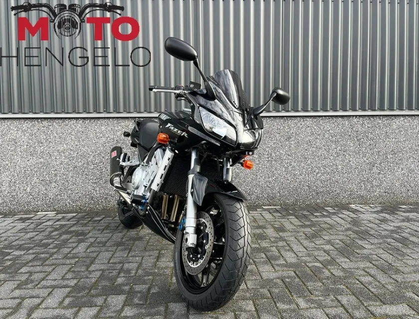 Yamaha FZS 1000 FAZER