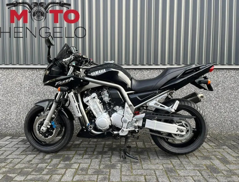 Yamaha FZS 1000 FAZER