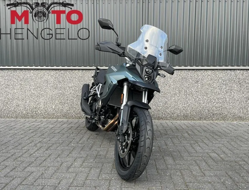 Suzuki V-STROM 800