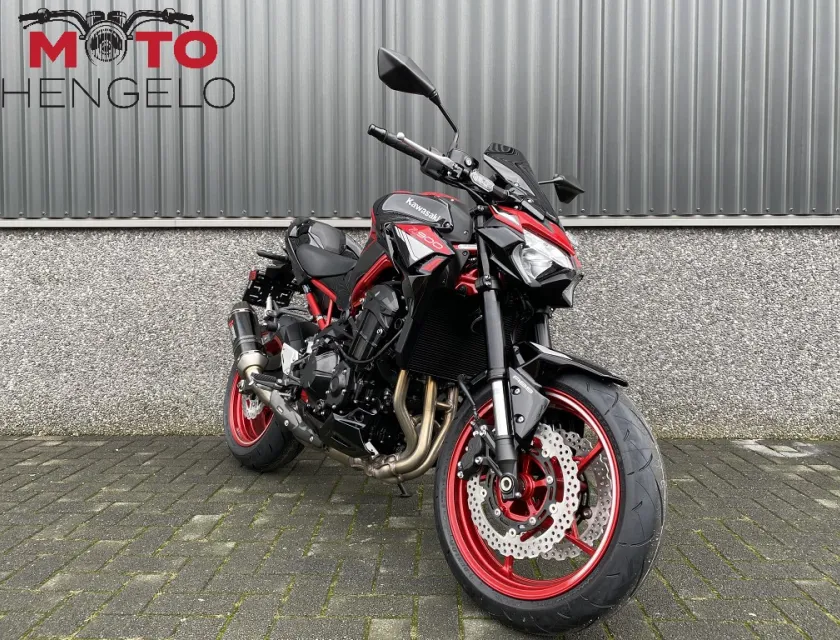 Kawasaki Z900 PERFORMANCE CARBON