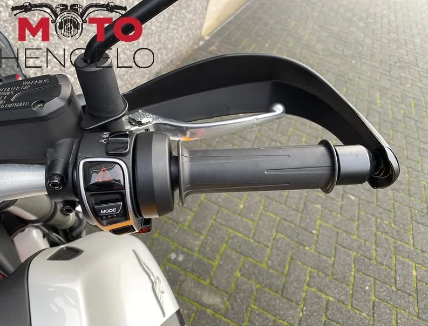Moto Guzzi V85 TT