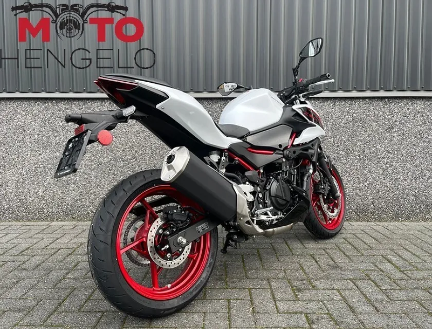 Kawasaki Z500 SE