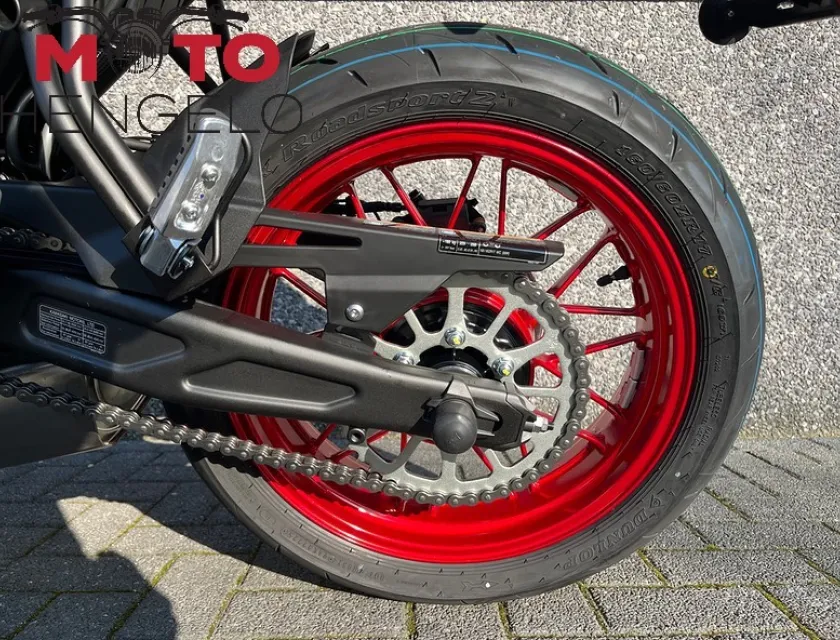 Kawasaki Z650RS